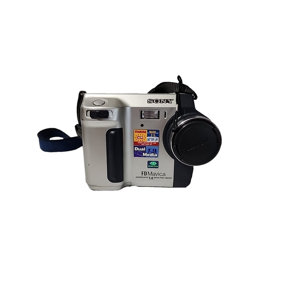 Sony FD Mavica Interpolated 1.6 Megapixel Images Digital Camera Battery & Strap - Picture 1 of 6